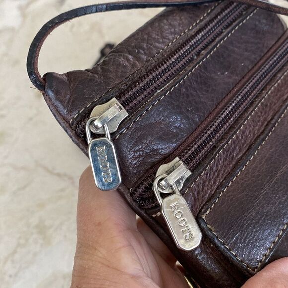 Roots Leather Crossbody Hanging Pouch Mini Bag Passport Holder Vintage - Picture 5 of 14